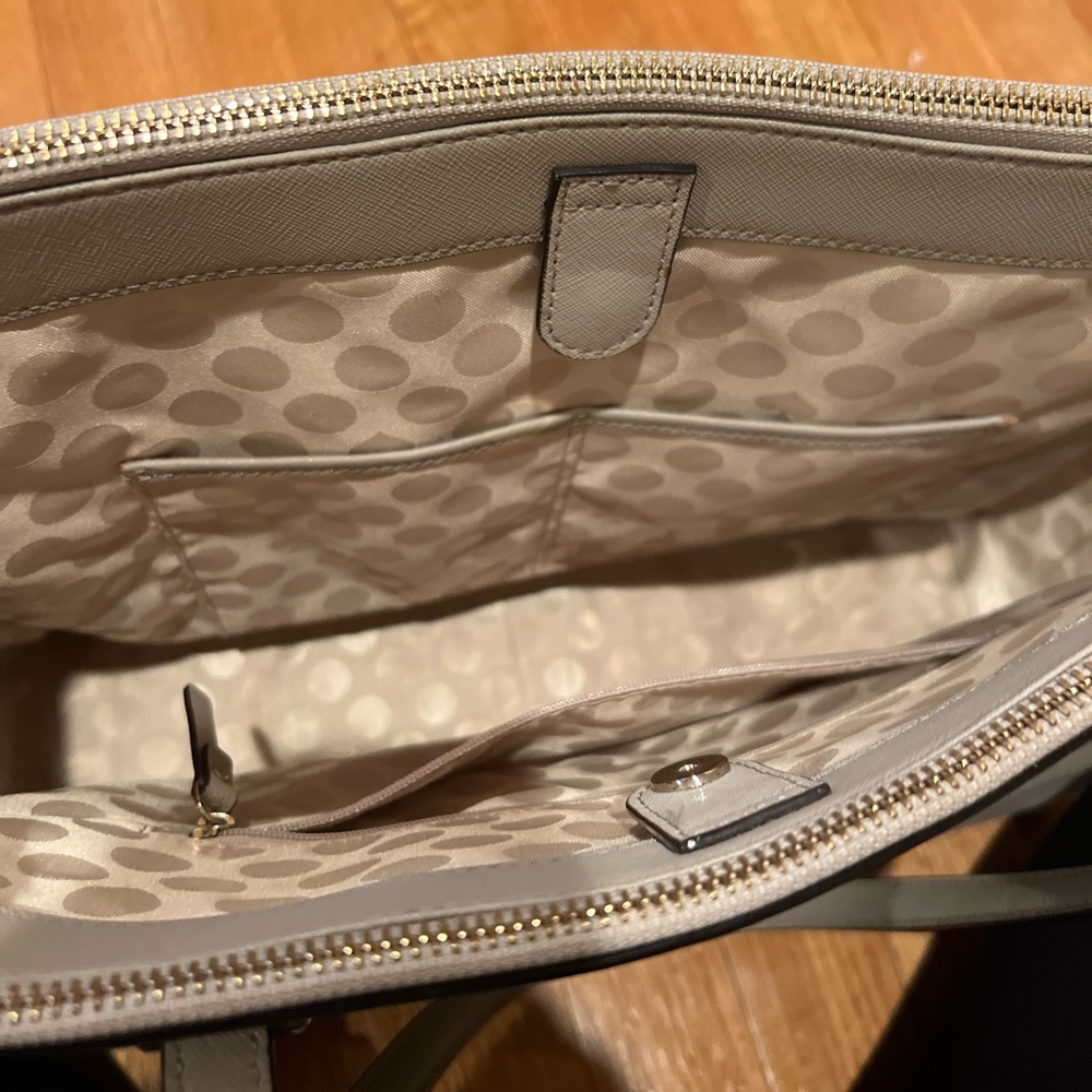 Kate Spade Bag - Picture 2 of 2